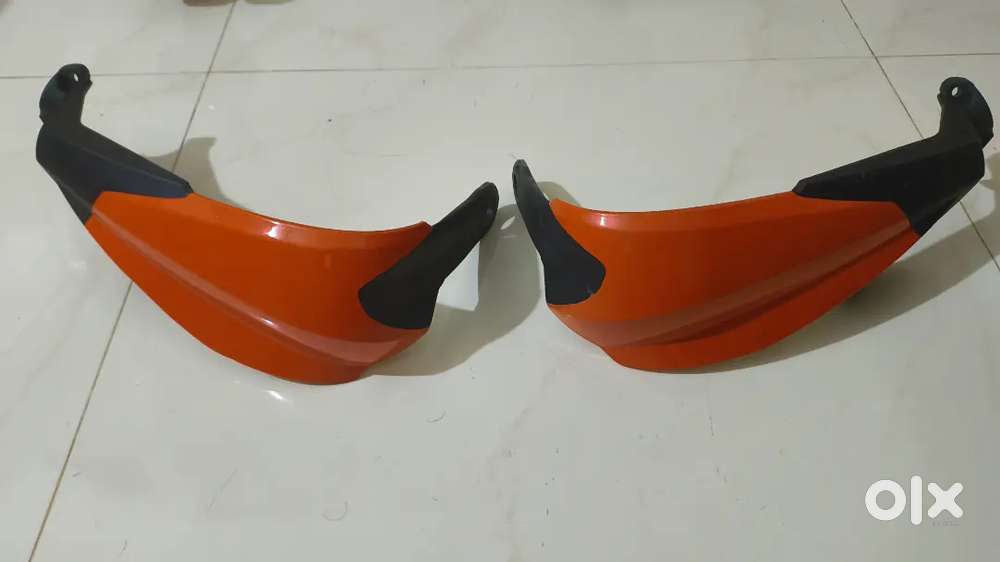 Paddock Stand & Duke Handle Guard (Unused)