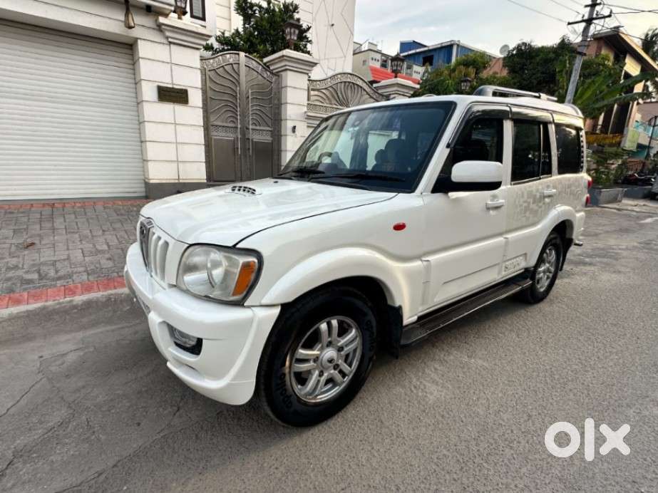 Mahindra Scorpio Vlx 2wd Airbag Bsiv, 2014, Diesel