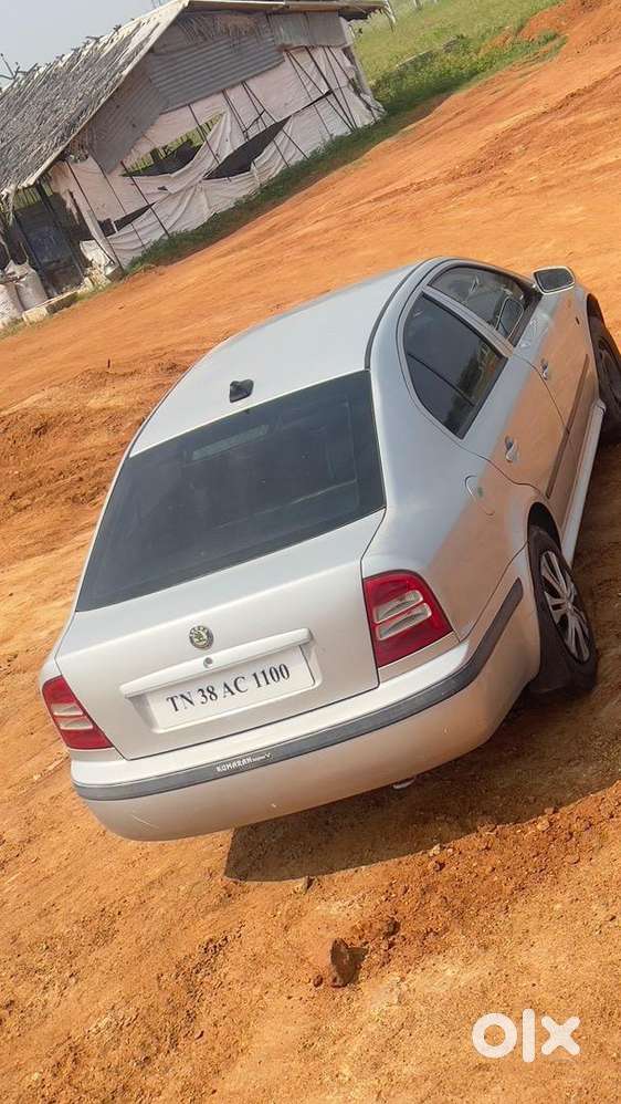Skoda Octavia 2004 Cng & Petrol Well Maintained