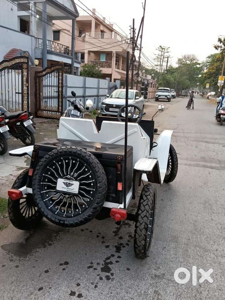 Green Master Electric Vintage Car