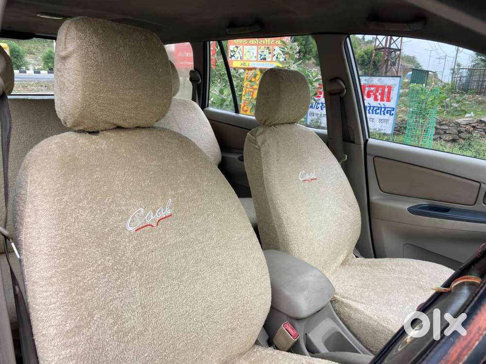 Toyota Innova 2.5 Gx 8 Str Bsiv, 2011, Diesel