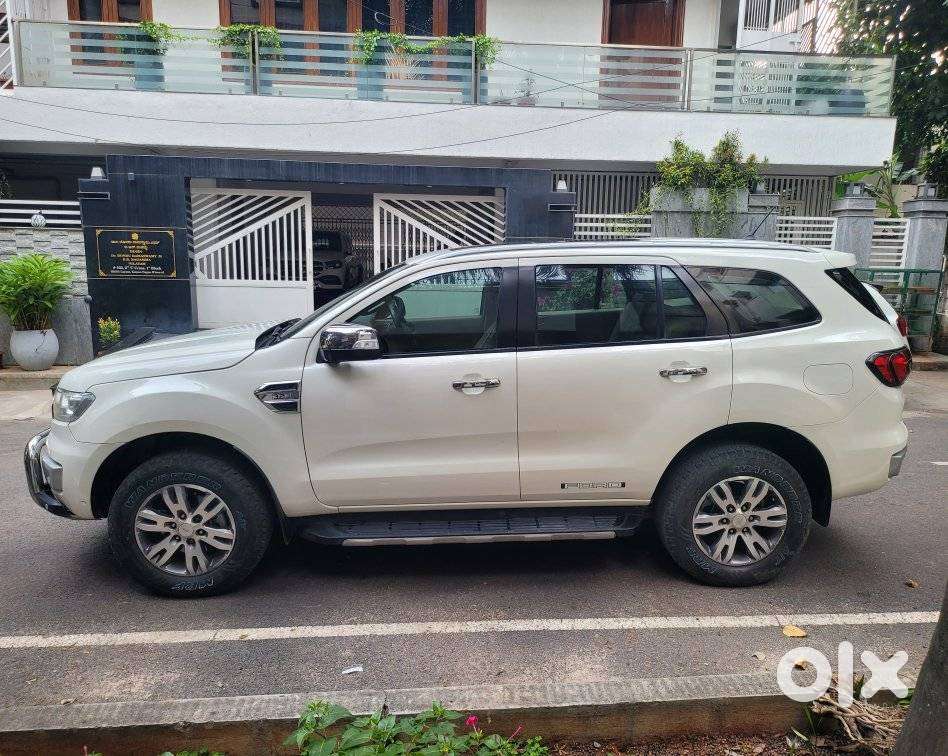 Ford Endeavour 3.2 Titanium At 4x4, 2018, Diesel