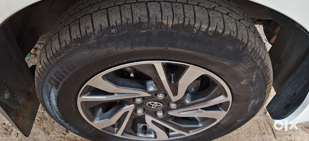 Toyota Innova Crysta 2.4 G Mt 8s, 2022, Diesel