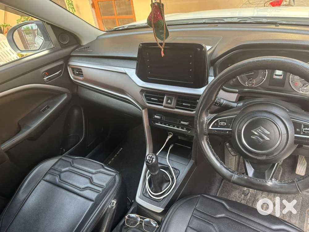 2023 Maruti Suzuki Brezaa Zxi