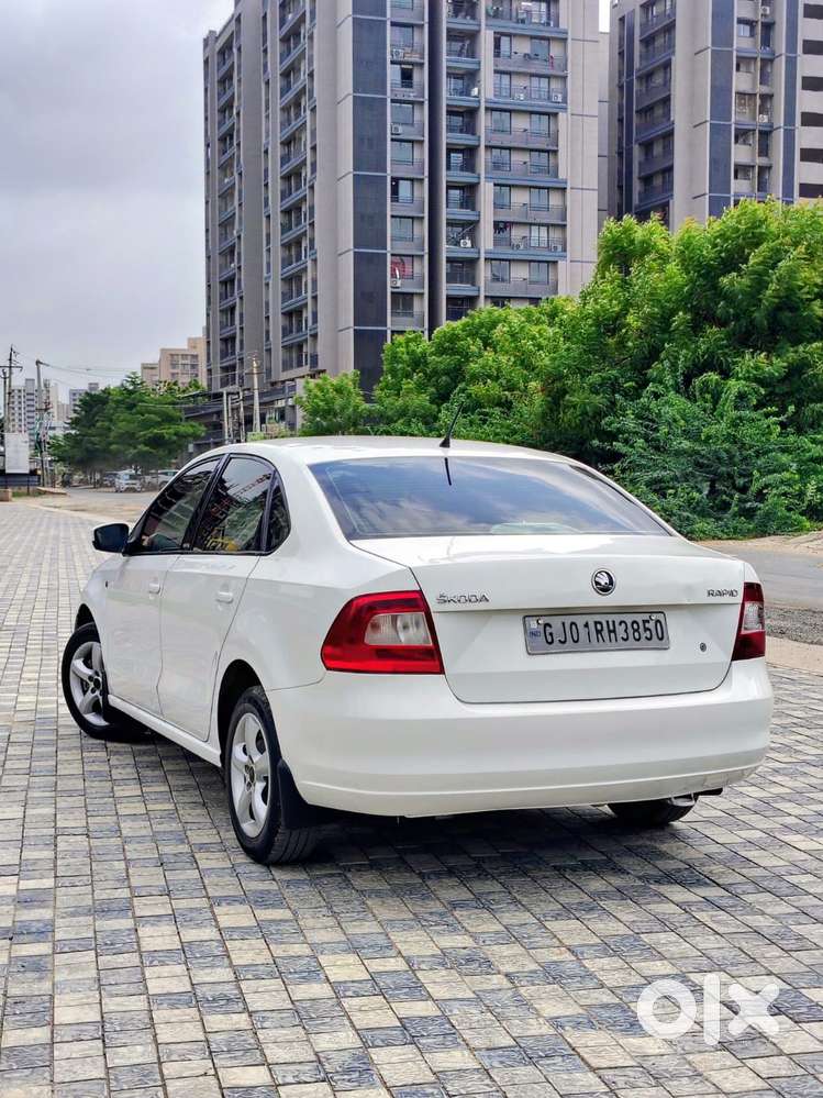 Skoda Rapid 1.6 Tdi Ambition Plus, 2014, Diesel