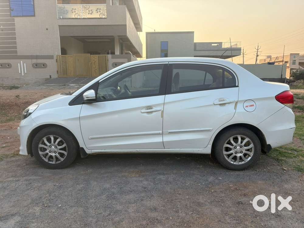 Honda Amaze  Petrol 2016