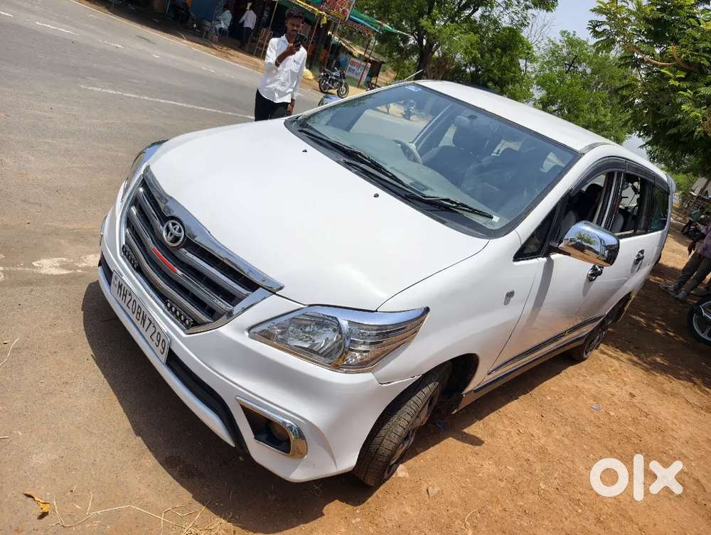 Toyota Innova Hycross 2010 Diesel