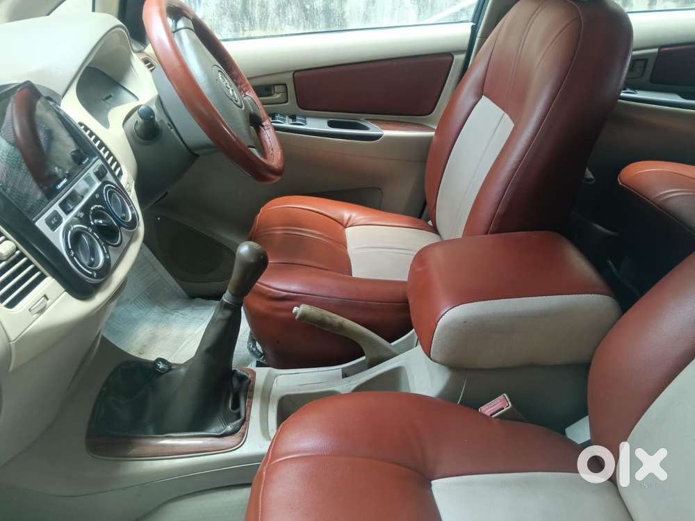 Toyota Innova 2.5 G (diesel) 8 Seater Bs Iv, 2008, Diesel