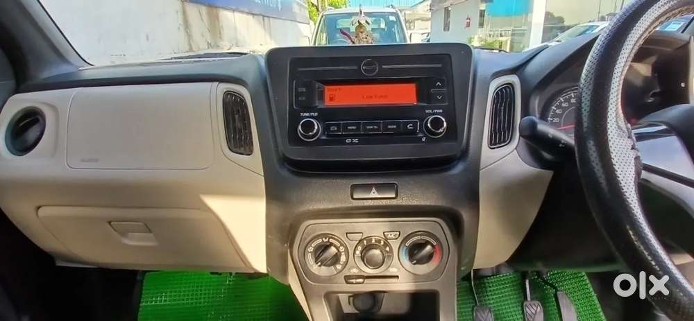 Maruti Suzuki Wagon R Vxi 1.0, 2022, Petrol