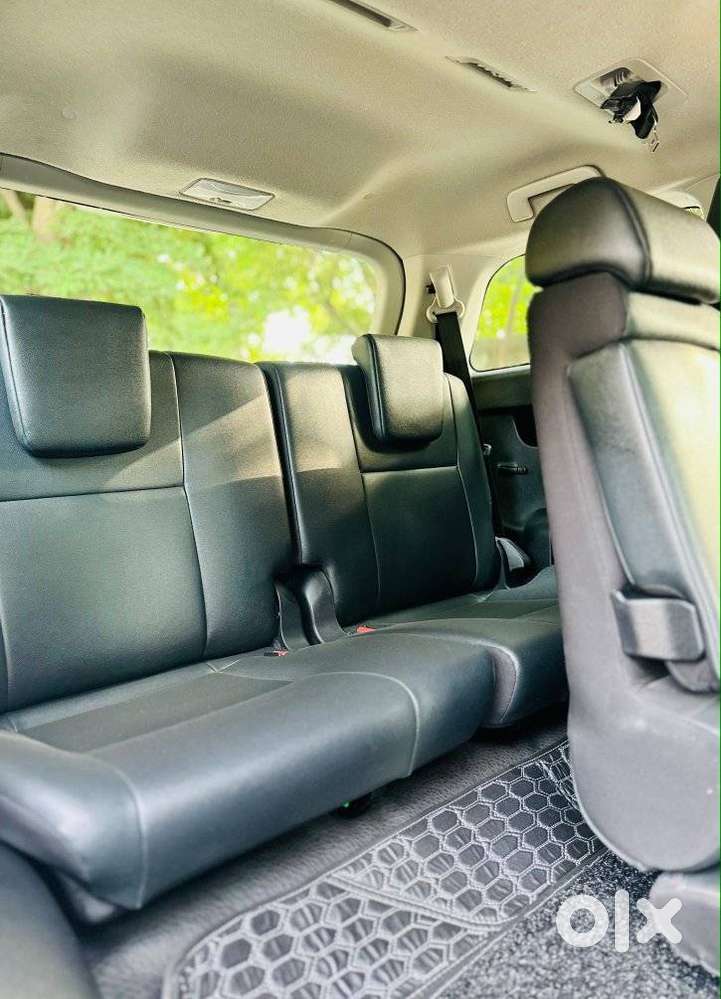 Toyota Fortuner 4x2 At 2.7 Petrol, 2022, Petrol