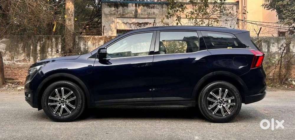 Mahindra Xuv700 2023 Diesel 44000 Km Driven With Fancy No : 1111