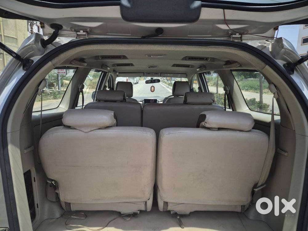 Toyota Innova 2.5 G (diesel) 8 Seater, 2014, Diesel