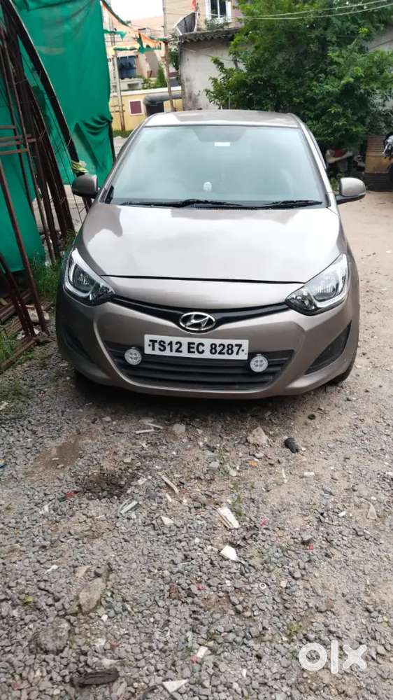 Urgent Sale Don't Car Spiny Persons And Cars24 Persons