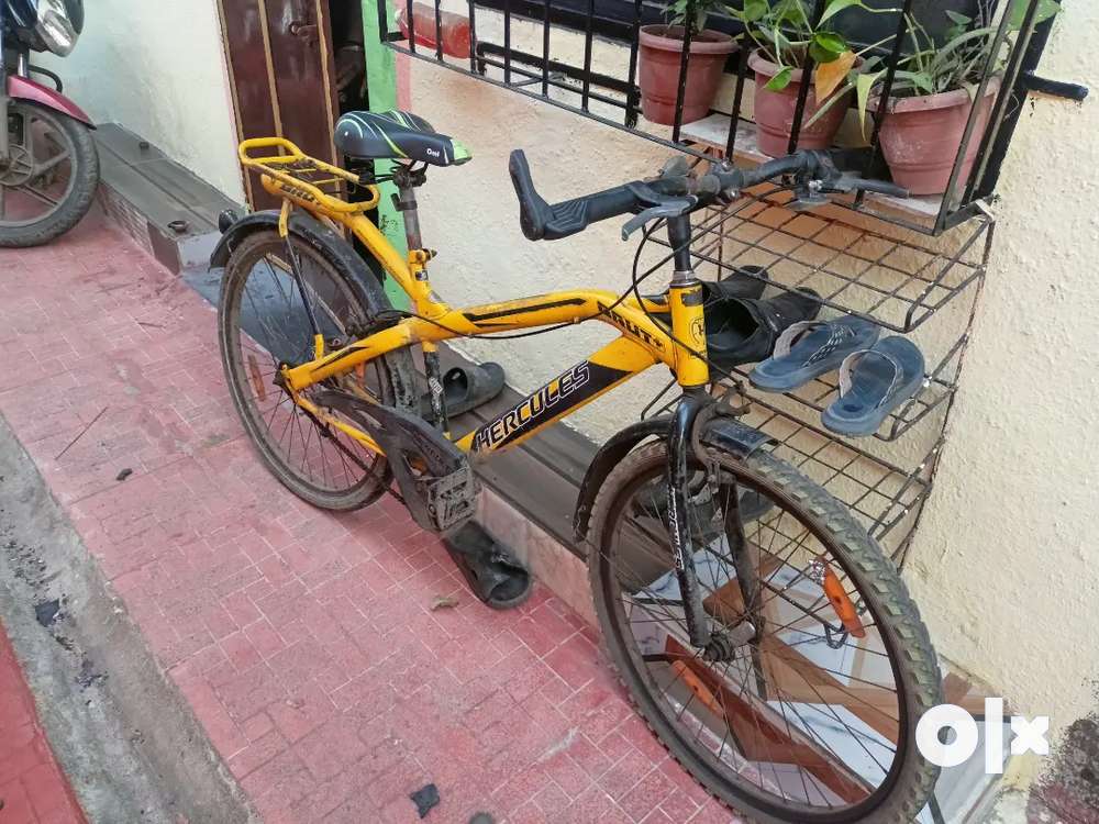 Hercules cheap yellow cycle