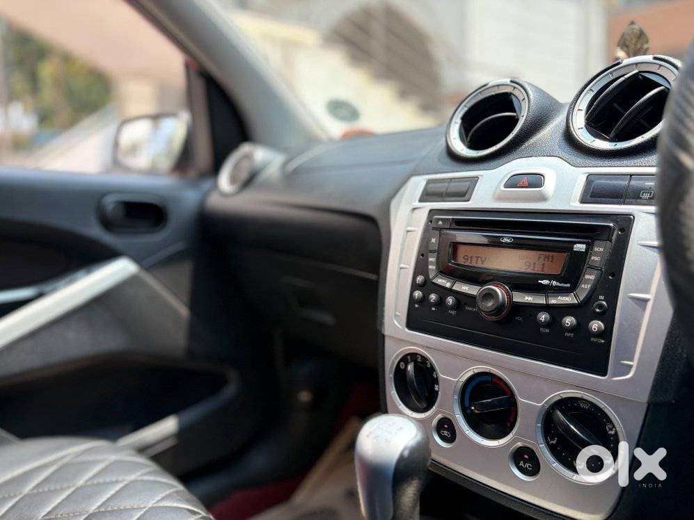 Ford Figo 1.2p Titanium Mt, 2010, Petrol