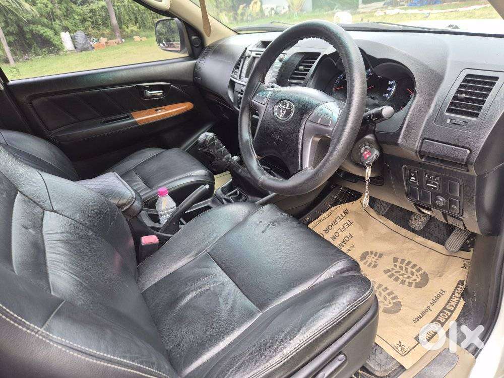Toyota Fortuner 3.0 4x4 Manual, 2015, Diesel