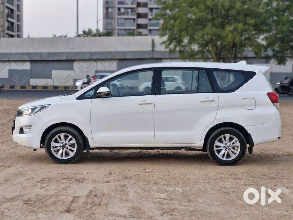 Toyota Innova Crysta 2.4 Gx Mt 8s, 2019, Diesel