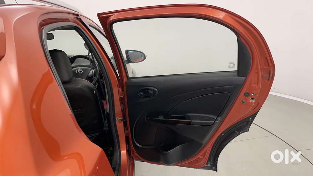 Toyota Etios Cross 1.2l G, 2018, Petrol