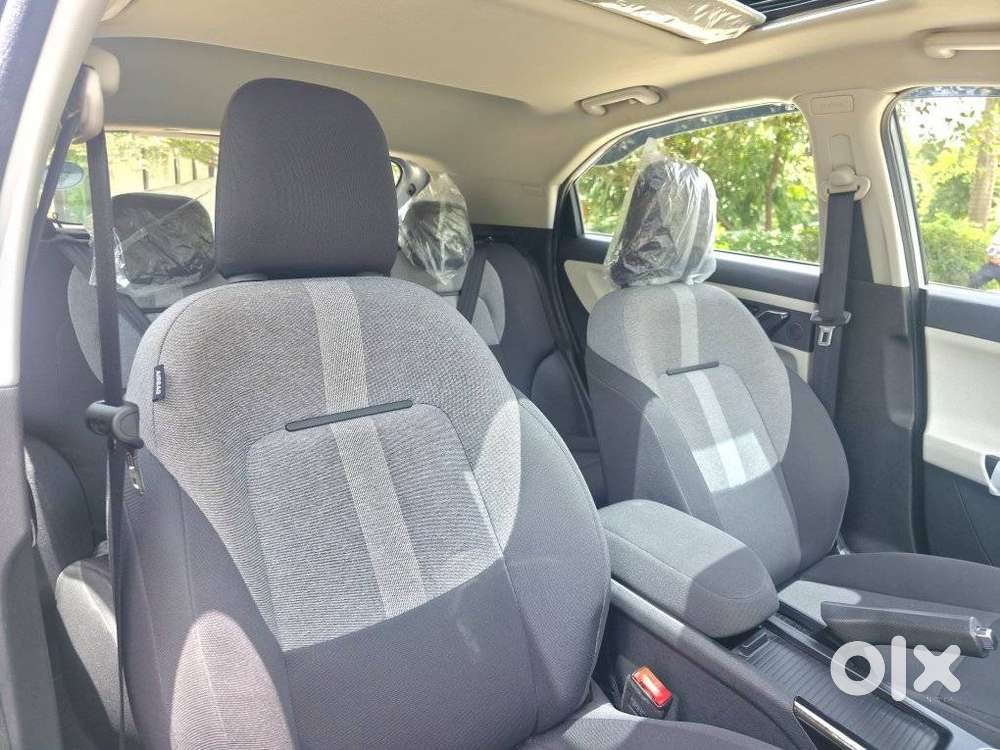 Tata Nexon Creative Plus S 1.5 Revotorq Diesel 6 Amt, 2025, Diesel