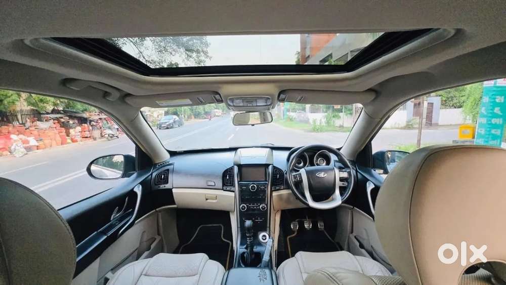 Mahindra Xuv500 At W10 Fwd, 2015, Diesel