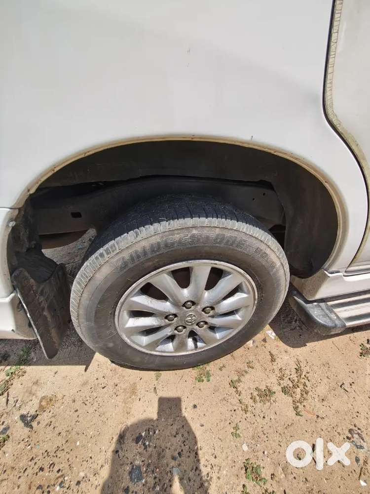 Toyota Innova V Diesel 2014
