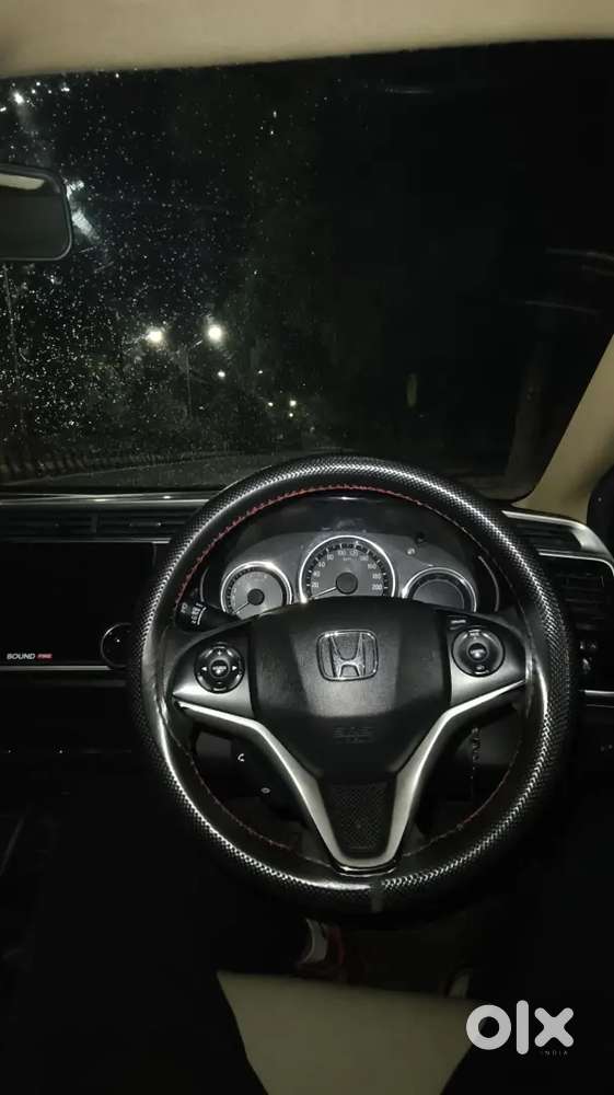 Honda City 1.5 I-vtec Manual  Fully Loaded  Well Maintained