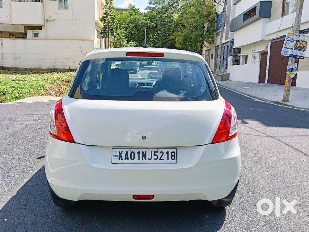 Maruti Suzuki Swift VXI with ABS, 2014, Petrol