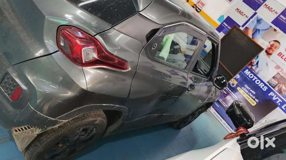 Tata Punch 1.2 Revotron 2023 Adventure Amt