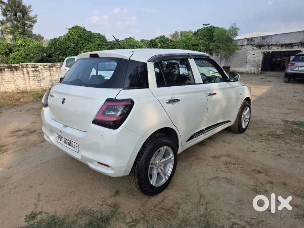 Maruti Suzuki Swift 1.2 Lxi (o), 2025, Petrol