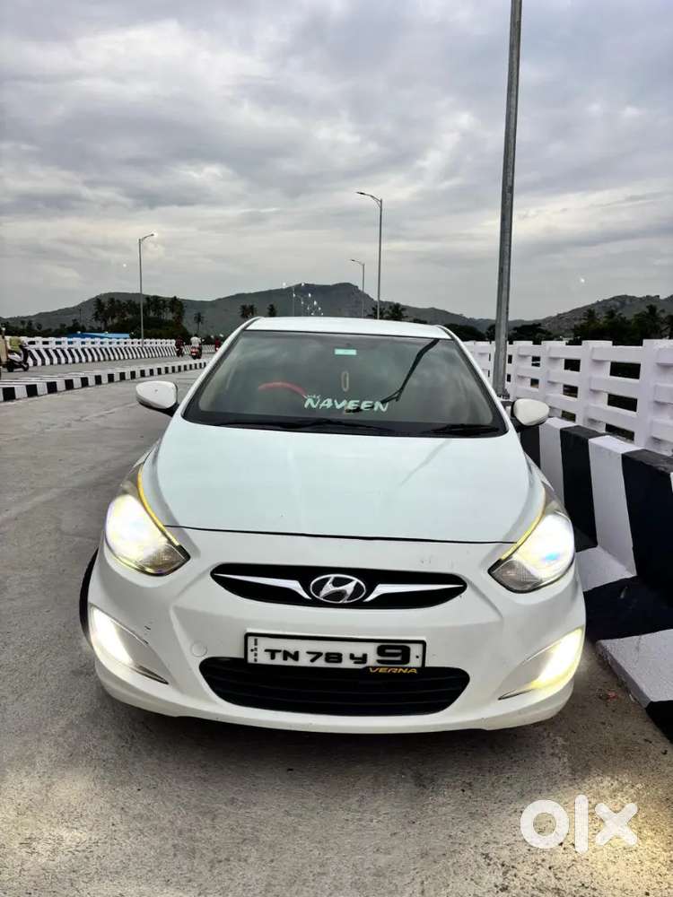 Hyundai Verna 1.6 SX 2012