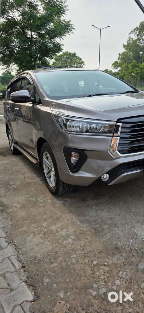 Toyota Innova Crysta [2020-ongoing] 2.4 Gx At 8 Str, 2020, Diesel