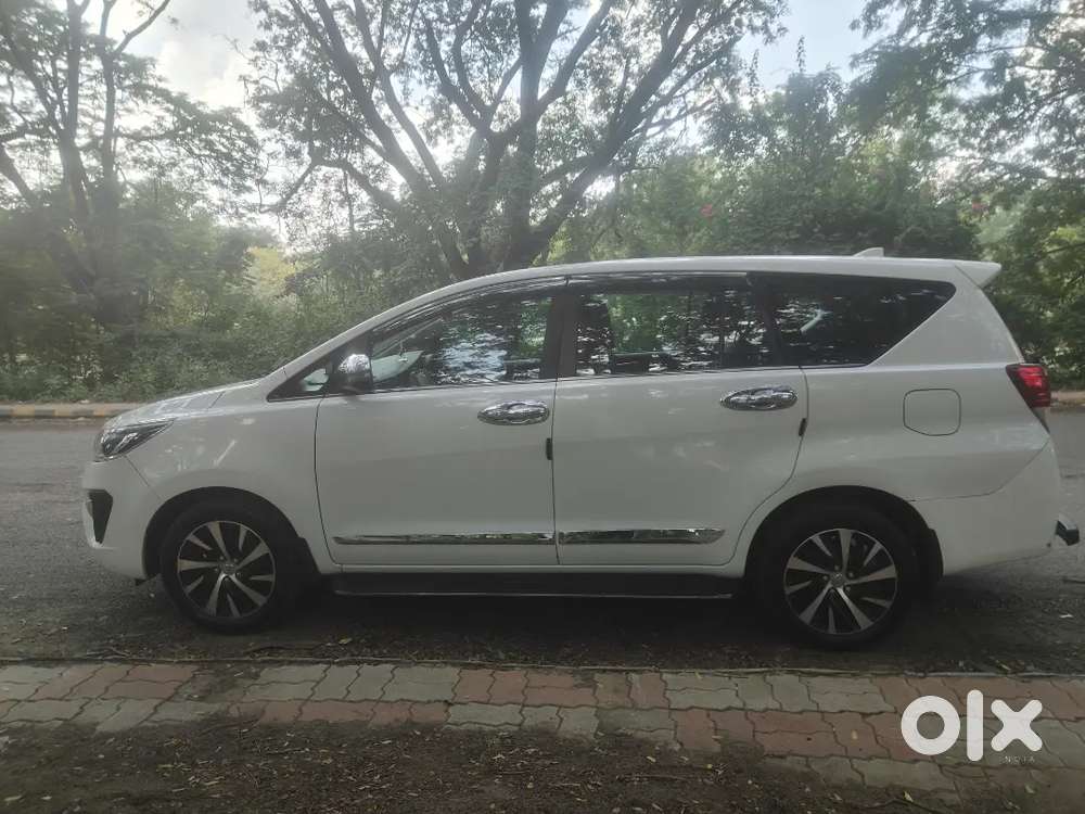 Toyota Innova Crysta 2022 Diesel Manual