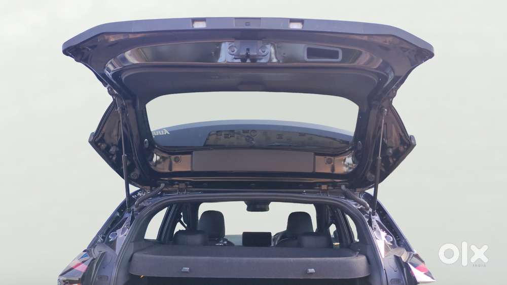 Tata Nexon Creative Plus S 1.2 Revotron Petrol 6 Mt, 2025, Petrol