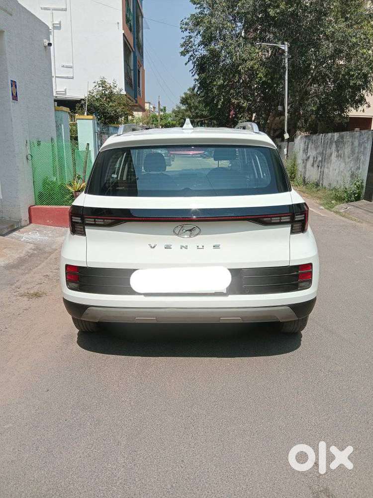 Hyundai Venue Sx Mt, 2022, Petrol