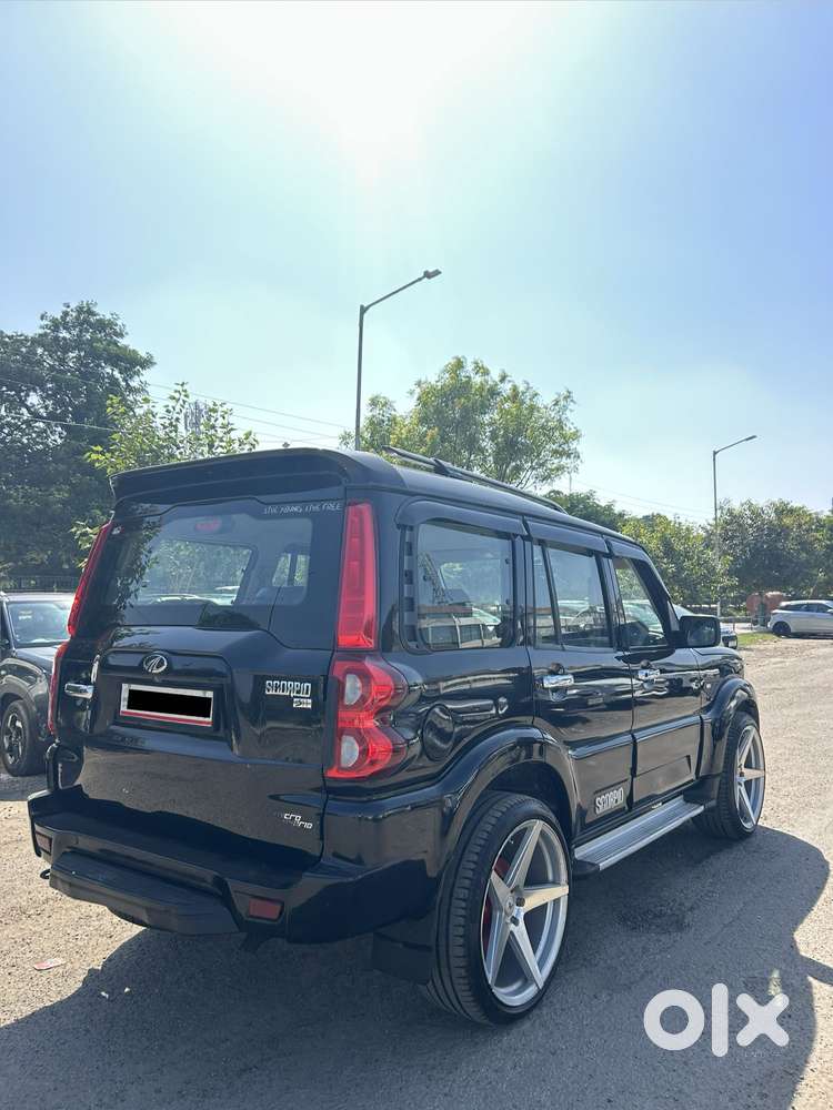 Mahindra Scorpio Classic 2.2 S 11 Mt 7 Str, 2021, Diesel