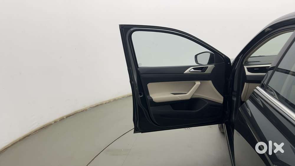 Volkswagen Virtus 1.0 Topline Tsi, 2022, Petrol