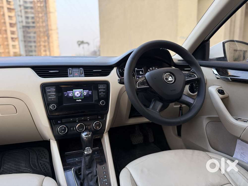 Skoda Octavia 2013-2017 Style Plus 1.8 Tsi At, 2015, Petrol