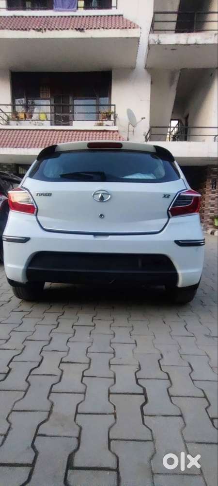Tata Tiago Xz