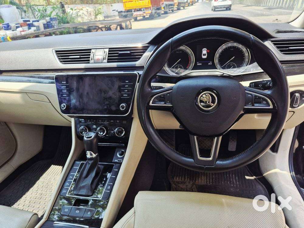 Skoda Superb 1.8 Elegance Tsi At, 2018, Petrol