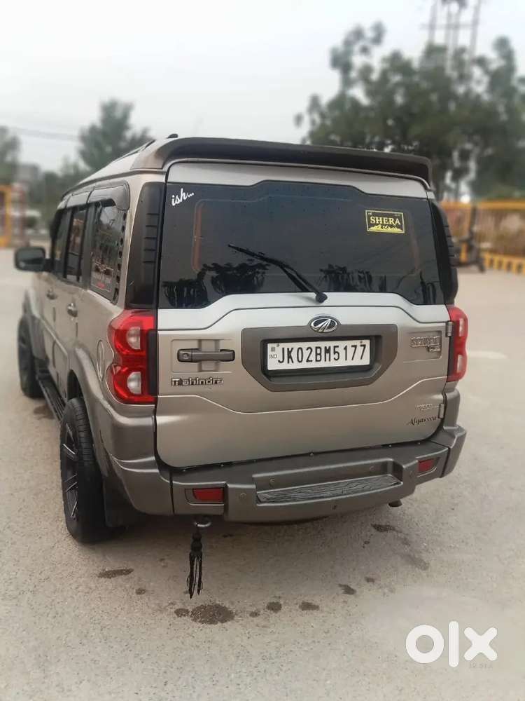 Mahindra Scorpio Classic 2016