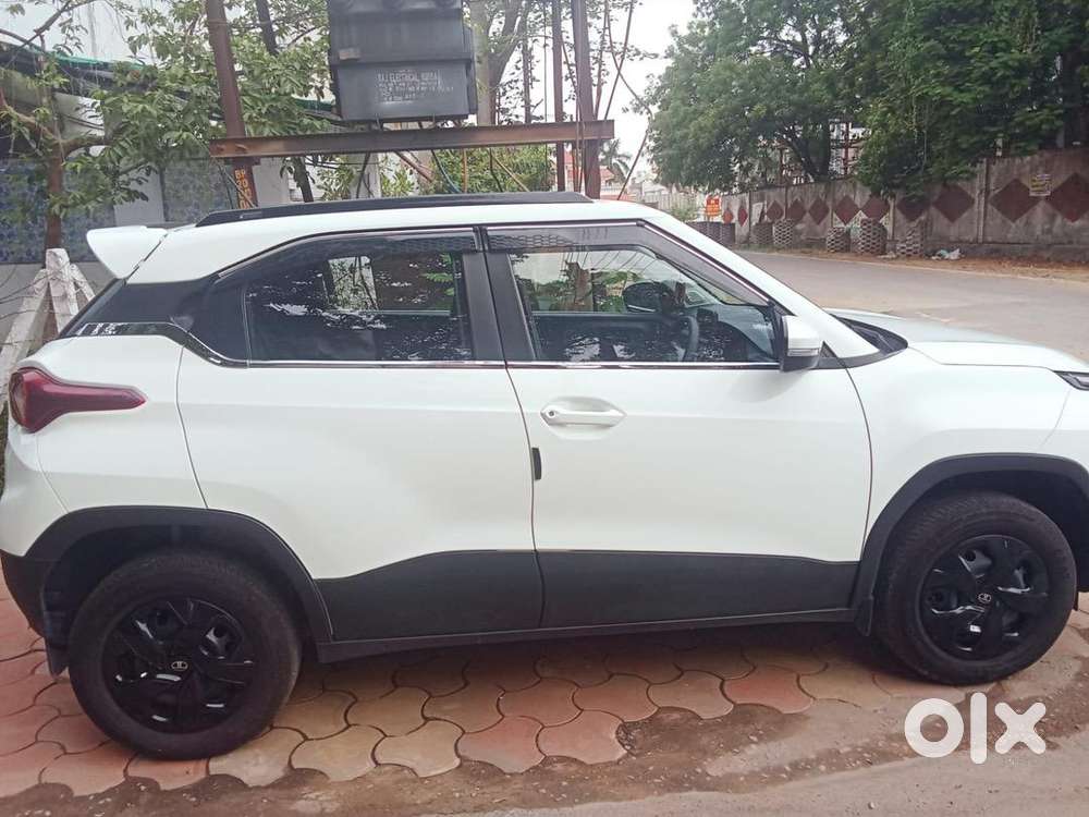 Tata Punch 2025 Petrol Well Maintained