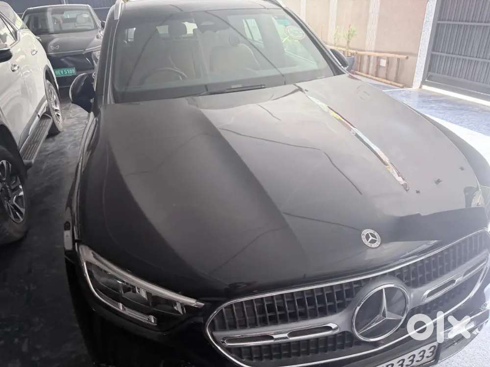 Mercedes-benz Glc 2024 Petrol Well Maintained
