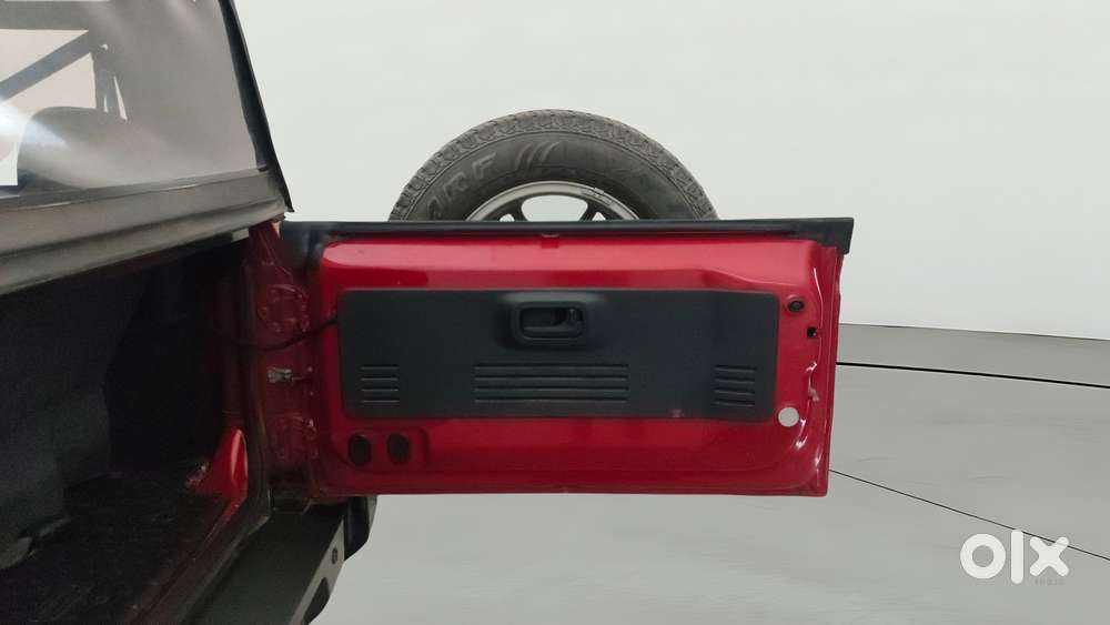 Mahindra Thar Lx 4-str Convertible At, 2022, Petrol