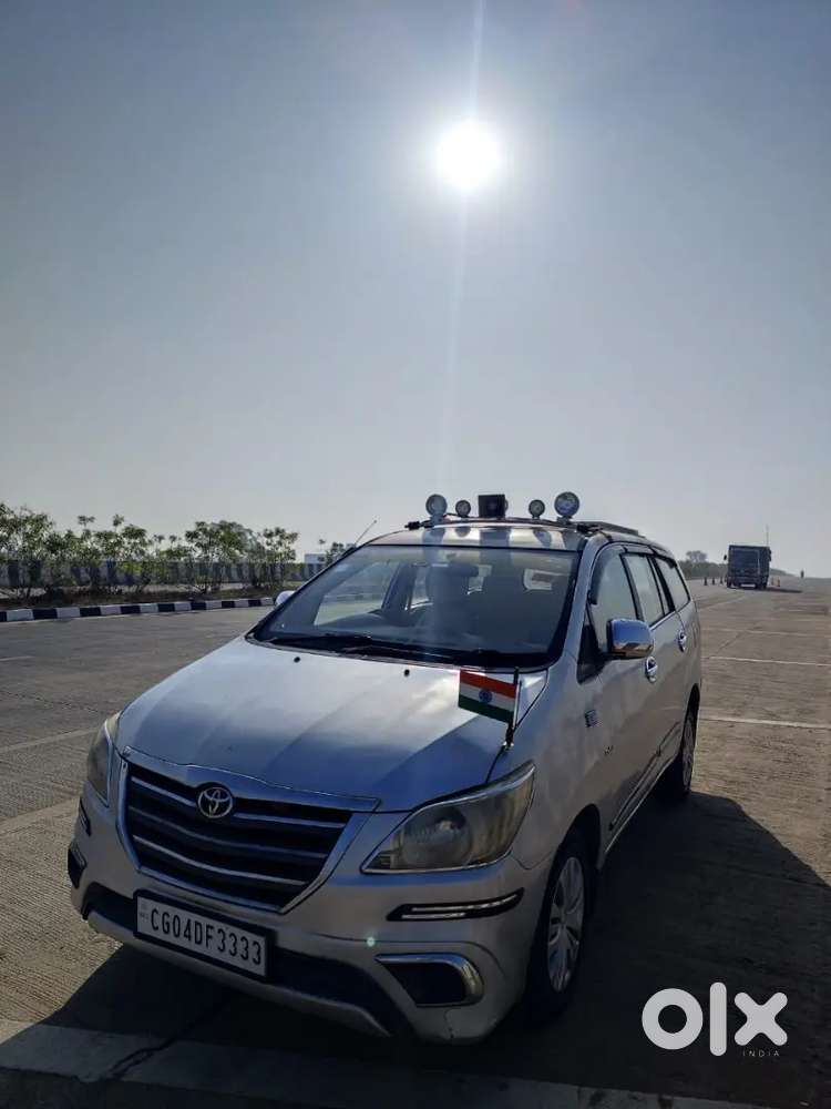 Toyota Innova Hycross 2009 Diesel 389931 Km Driven