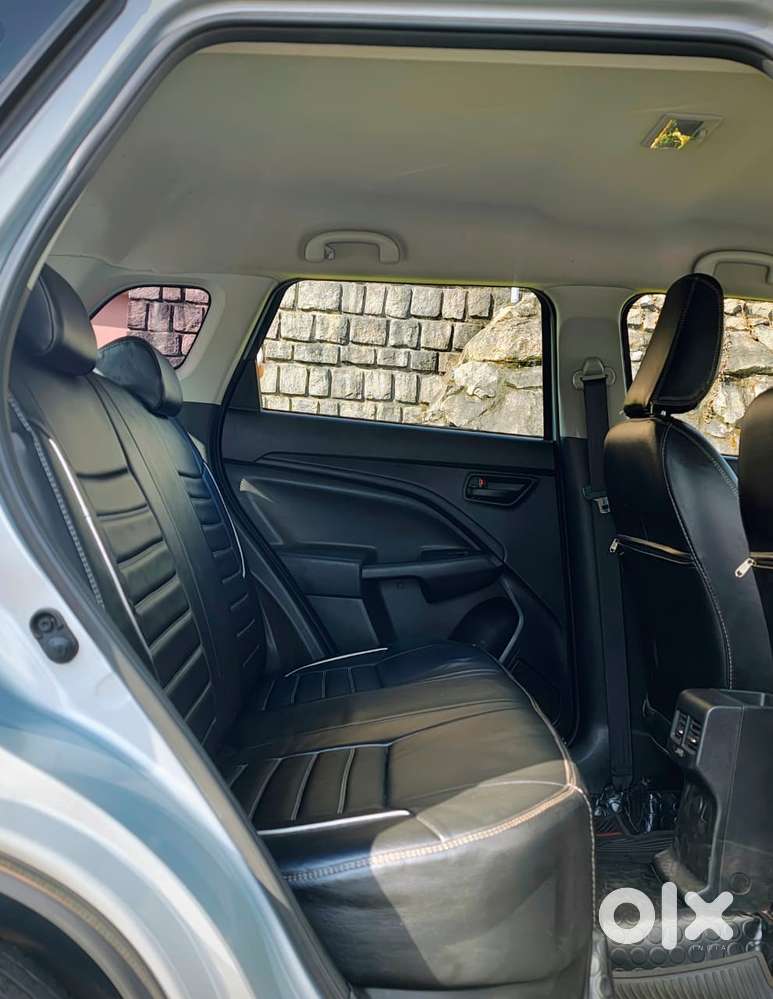 Maruti Suzuki Brezza 1.5 Lxi Smart Hybrid, 2023, Petrol