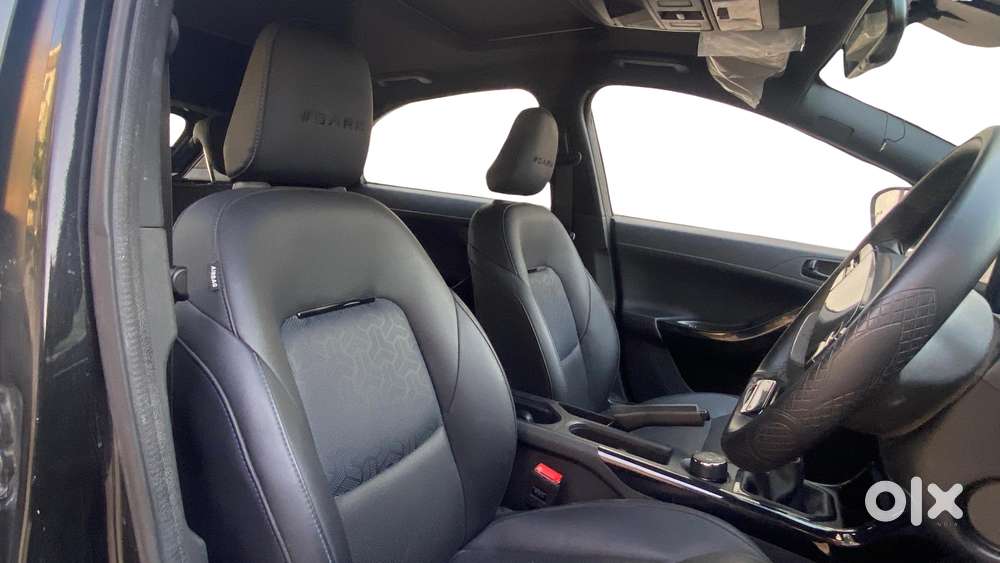 Tata Nexon Creative Plus 1.2 Petrol 6mt Dark Edition, 2024, Petrol