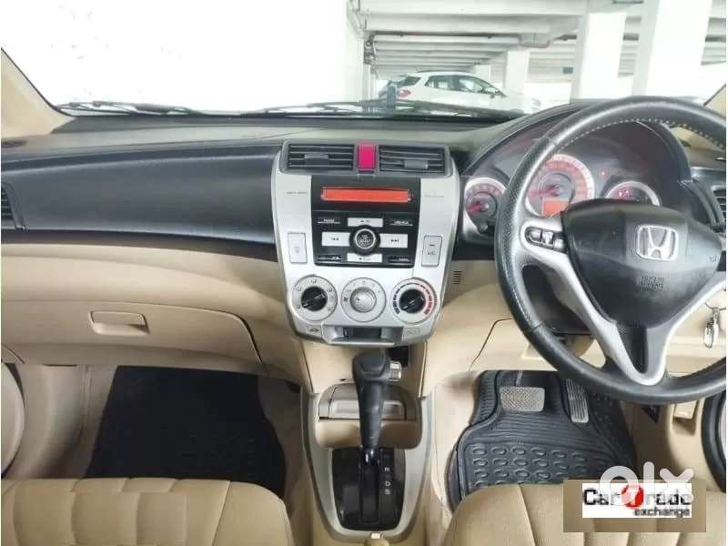 Honda City V At, 2011, Petrol