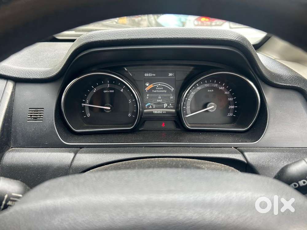 Tata Hexa 2017 Diesel 99000 Km Driven