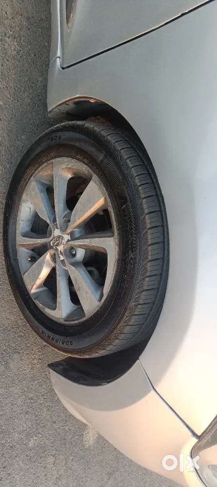 Good Condition Ranig Car