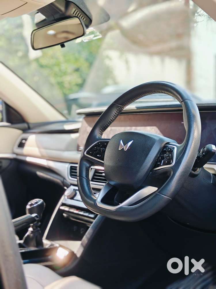 Mahindra Xuv700 2.2 Ax 7 Diesel Mt Str, 2022, Diesel